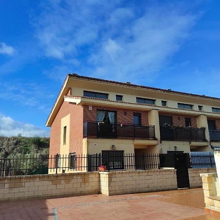 En El Corazon Del Barrio De La Estacion Villa Haro Dış mekan fotoğraf