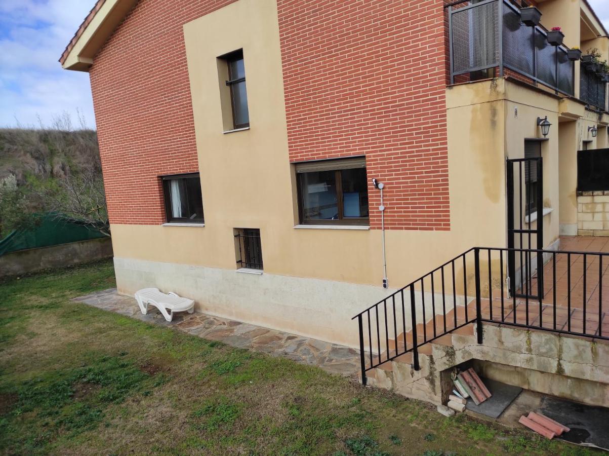 En El Corazon Del Barrio De La Estacion Villa Haro Dış mekan fotoğraf